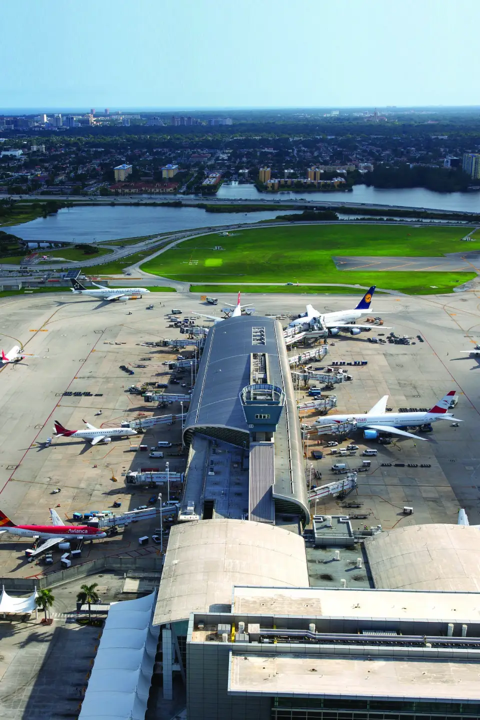 private vehicle service for Tampa to MIA travel