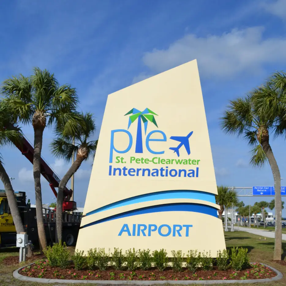 airport transfer service in Clearwater and St Petersburg areas